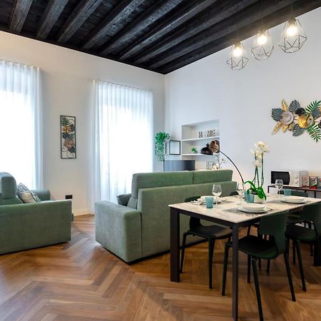 Casa Romano Suites Triëst Buitenkant foto